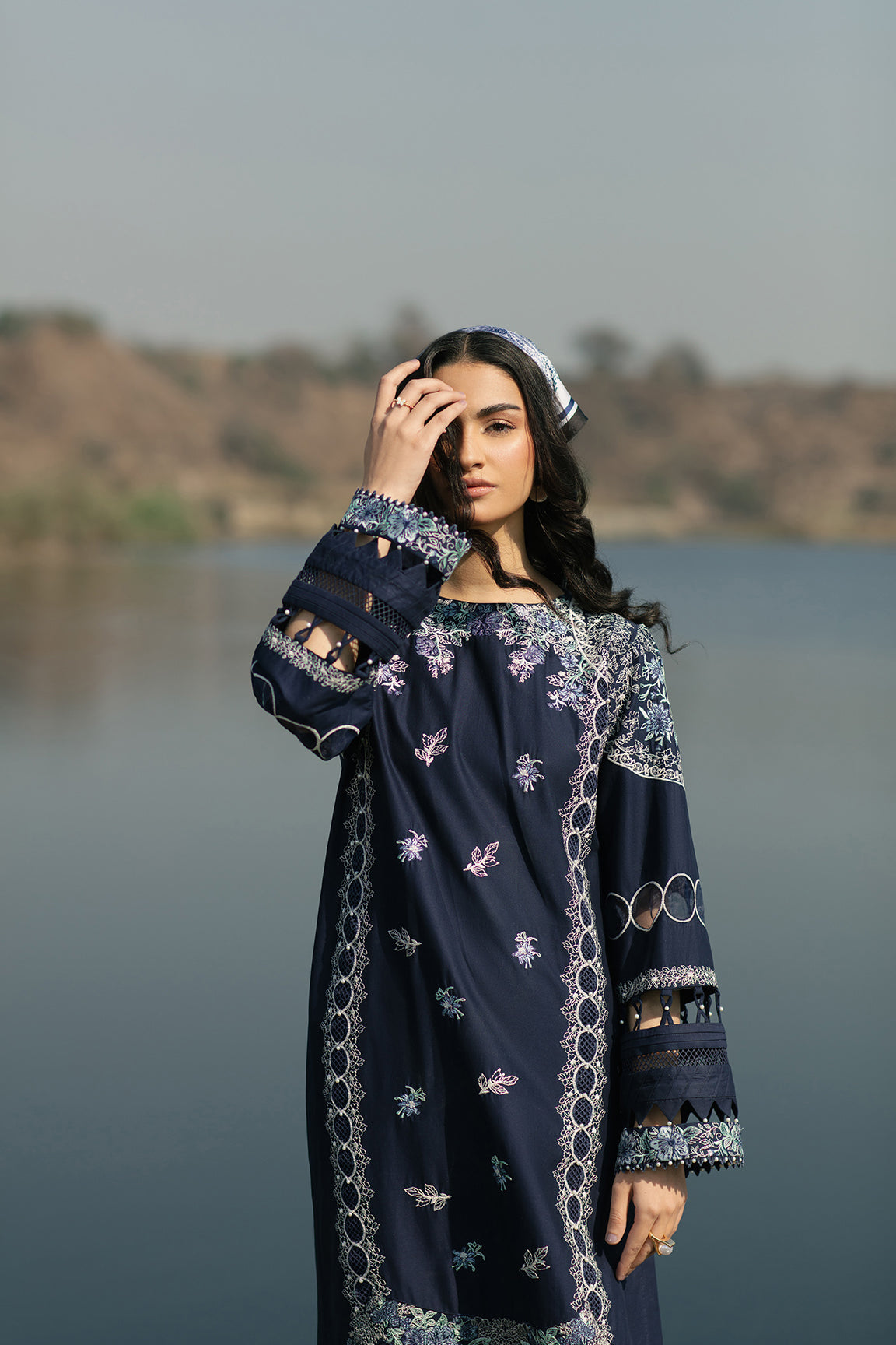 Aeinah (3pc) | MUSAIF