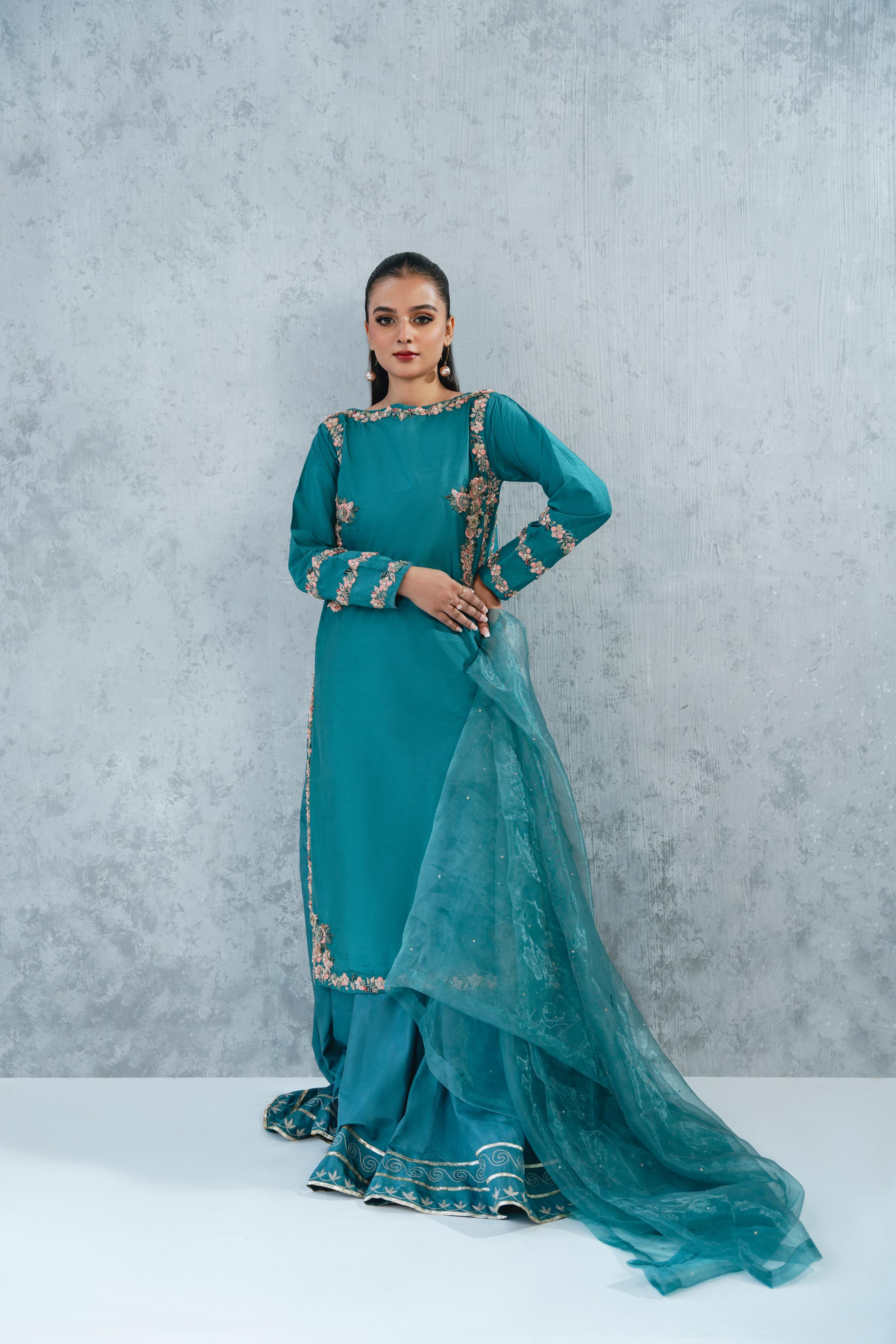 Ceylin Stitched (3pc) | MUSAIF