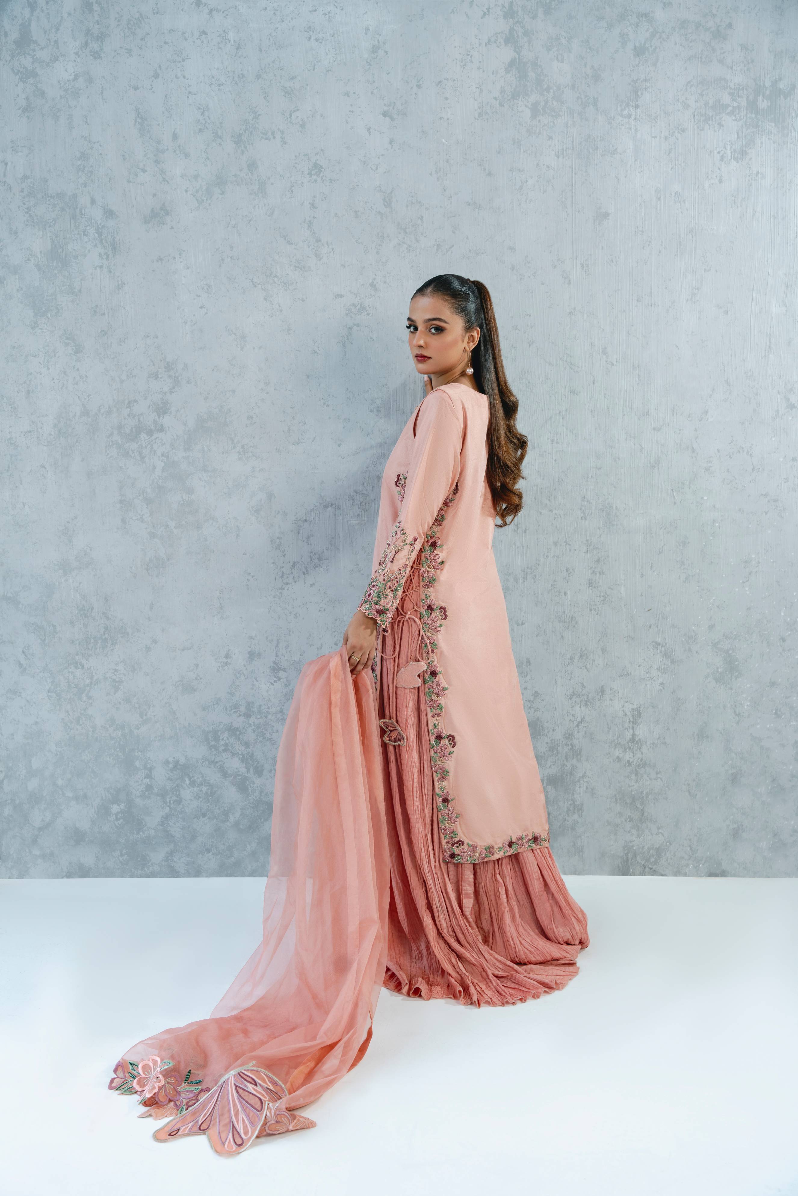 Na’abi Stitched (3pc) | MUSAIF