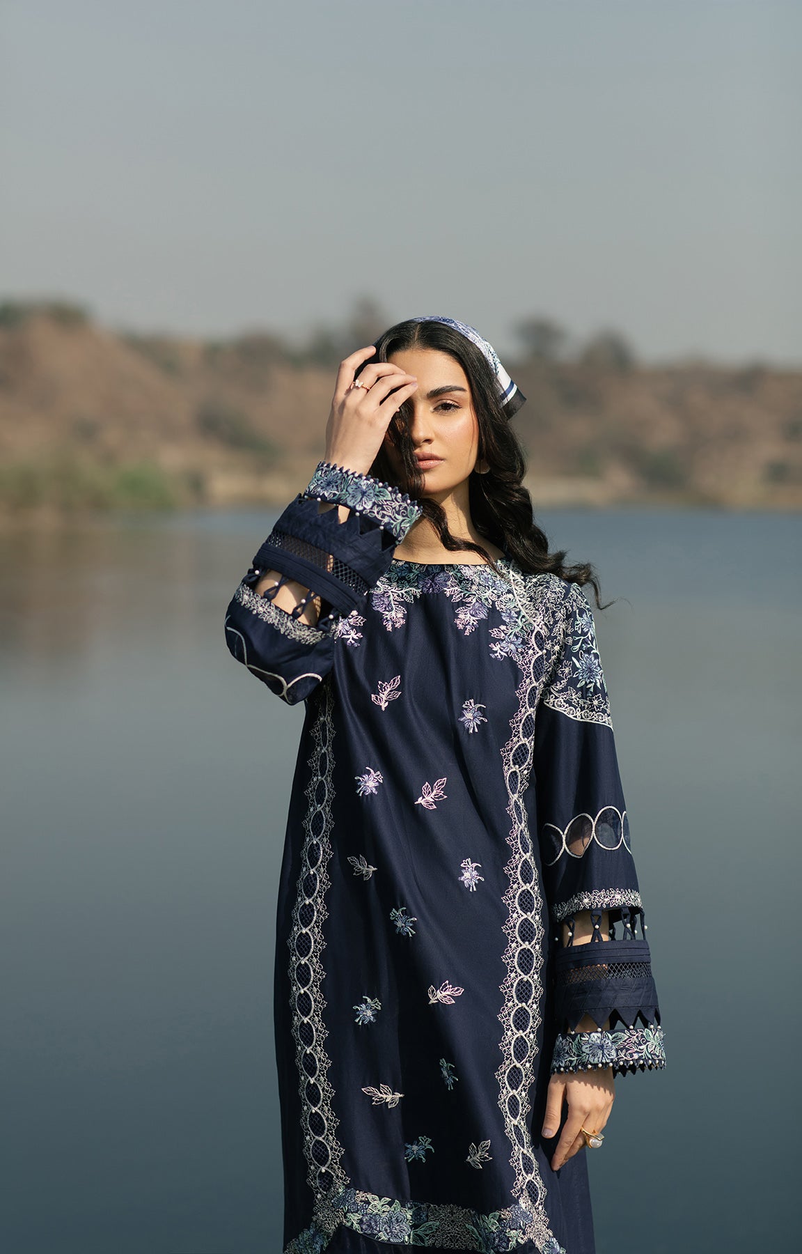 Aeinah (3pc) | MUSAIF