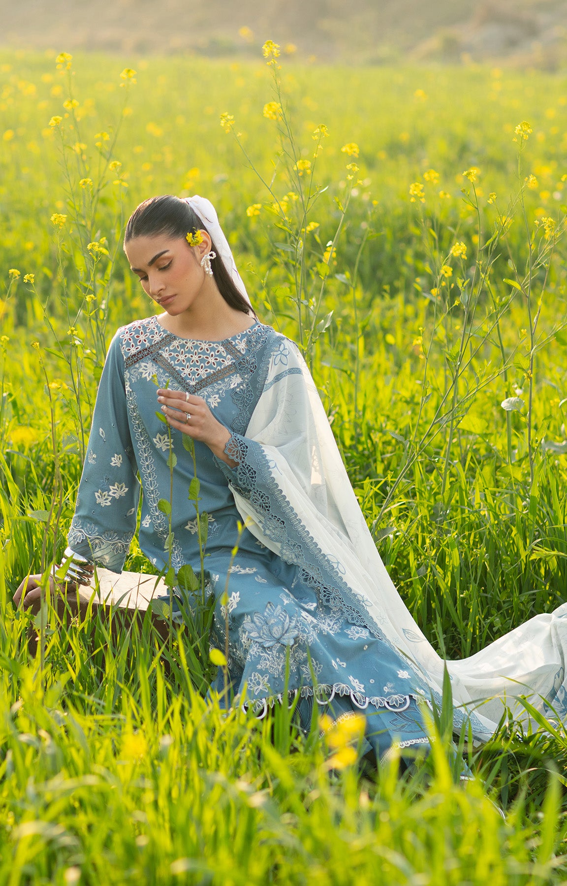 Aabish (3pc) | MUSAIF