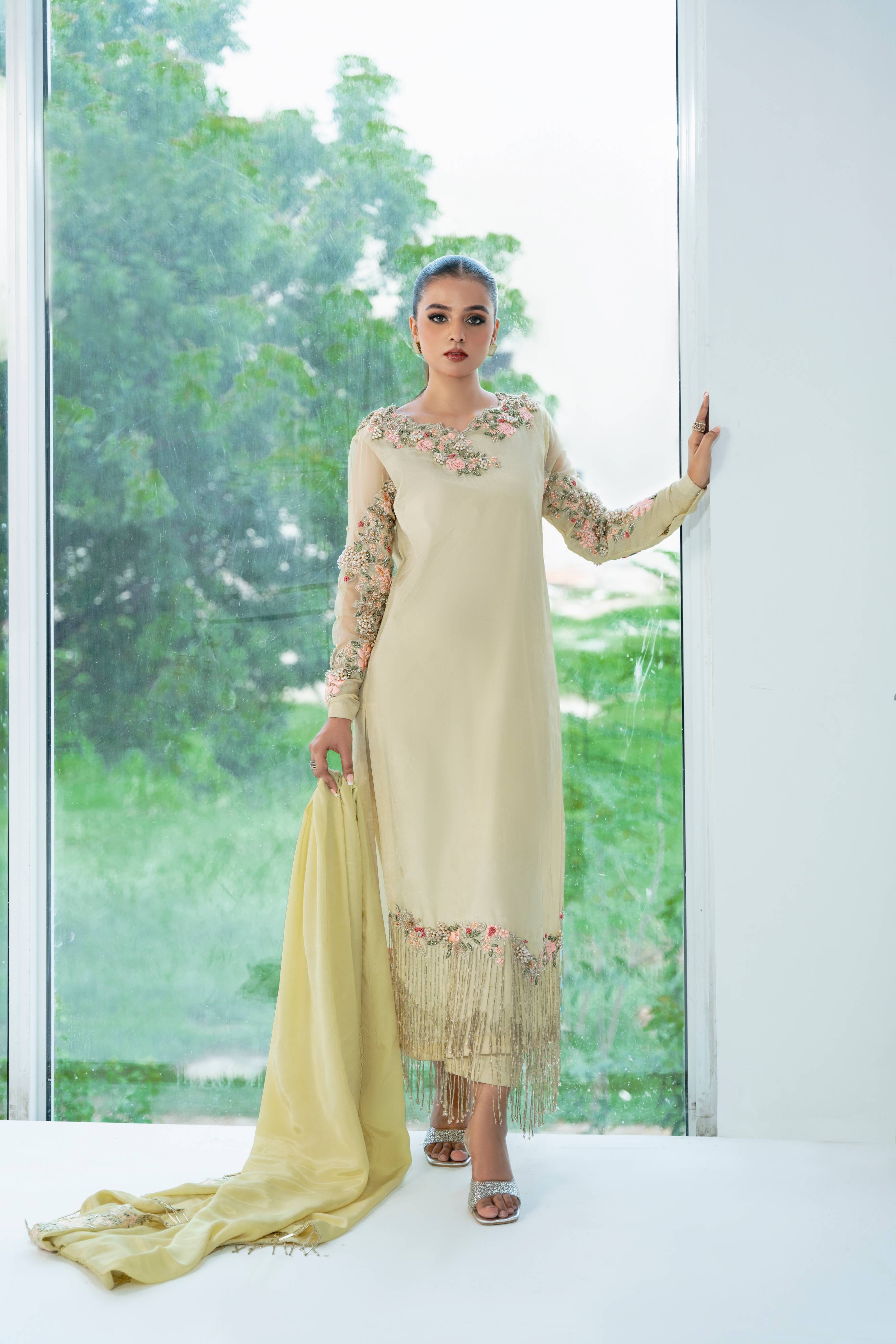 Aida Stitched (3pc) | MUSAIF