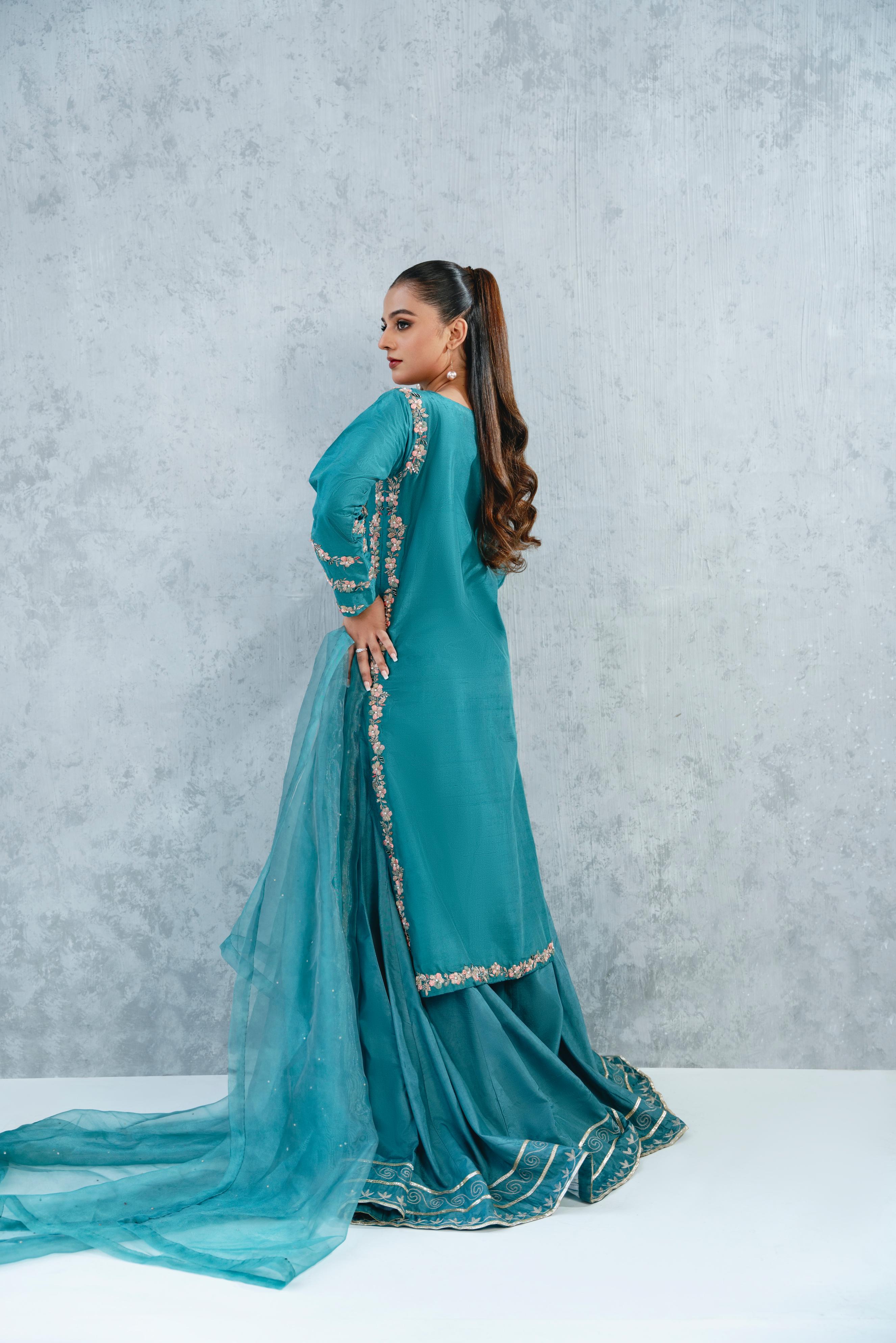 Ceylin Stitched (3pc) | MUSAIF